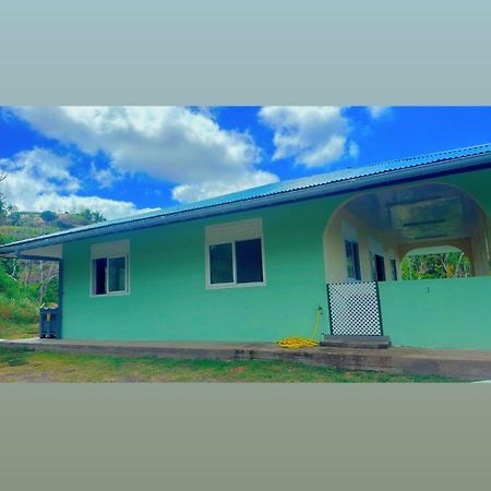 Punaei Lodge Atuona Екстериор снимка