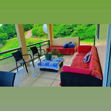 Punaei Lodge Atuona Екстериор снимка